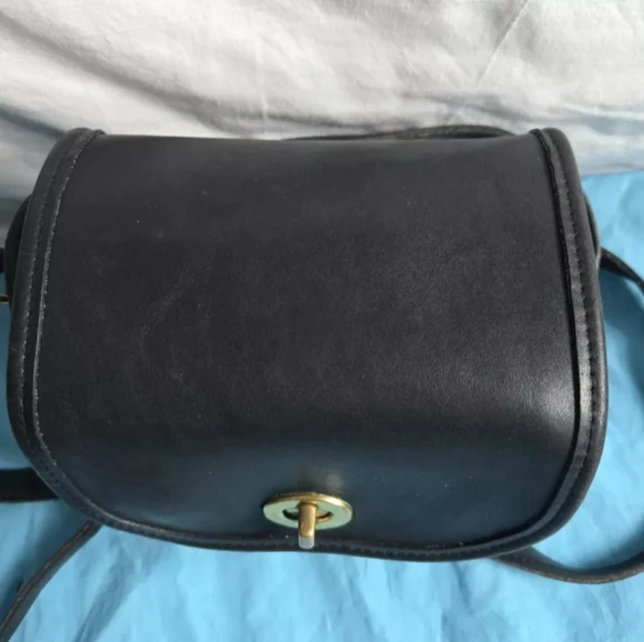 VTG COACH EMMIE FLAP BLACK LEATHER SHOULDER CROSSBODY BAG #9018 - Picture 3 of 9